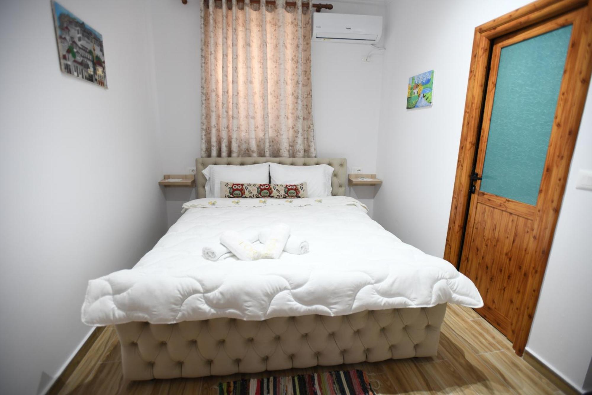Guest House Luli เบราท ภายนอก รูปภาพ